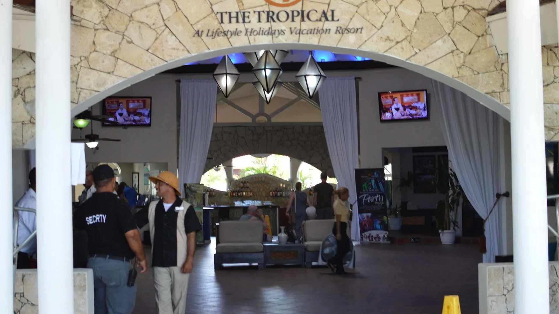 Lifestyle Royal Suites Cofresi Hotel