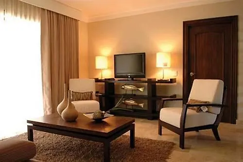 Lifestyle Royal Suites Cofresi Hotel